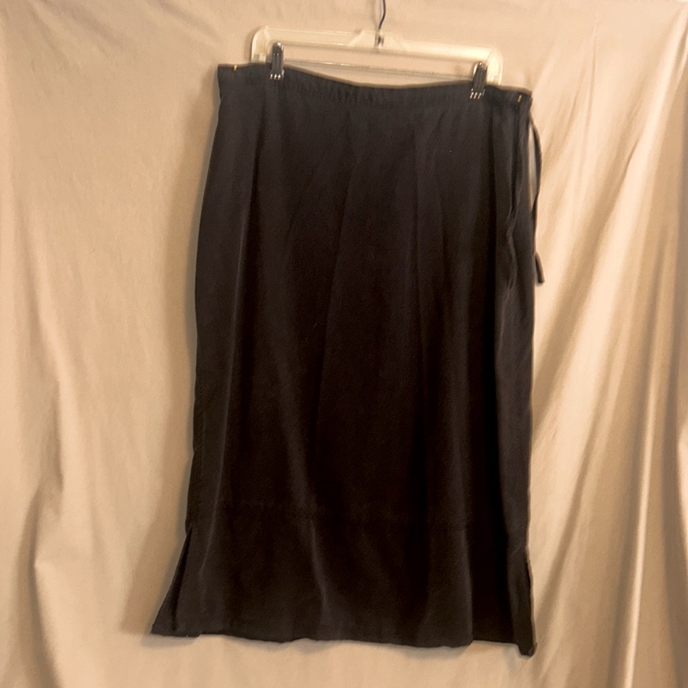 Valerie Stevens charcoal black Tencel skirt size 14